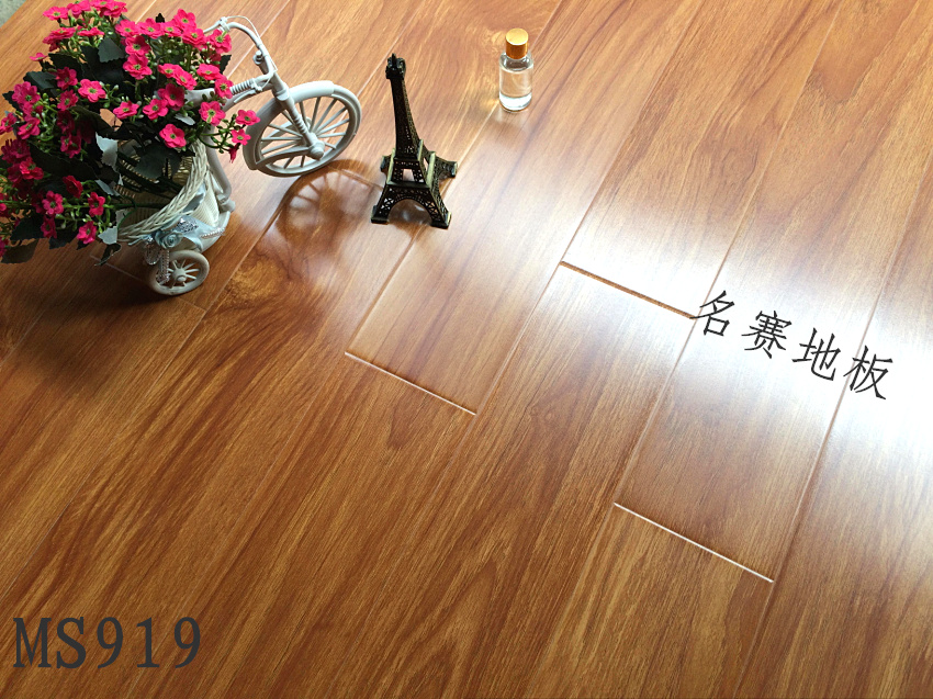 名賽地板M919